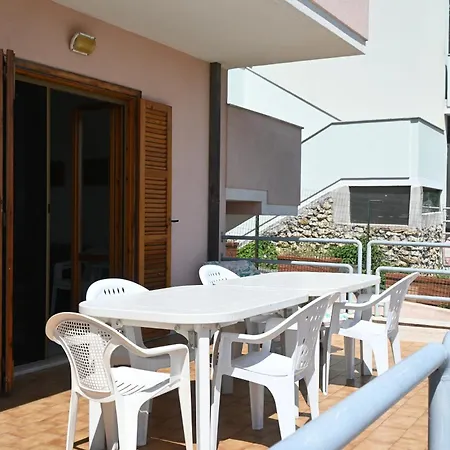 M439 - Marcelli, Trilocale Con Ampia Terrazza E Posto Auto Marcelli